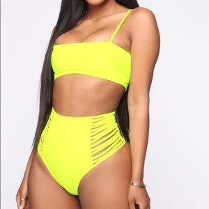 Fashion Nova “all side piece” bikini
